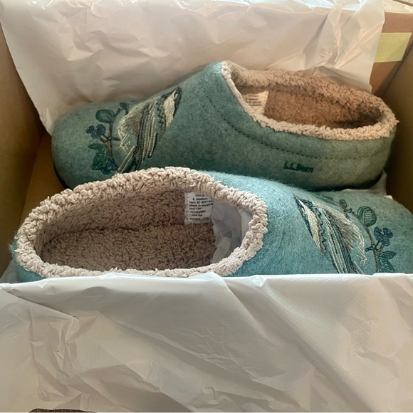 L.L. Bean Daybreak Scuff Motif Women's Slippers - Picture 2 of 8